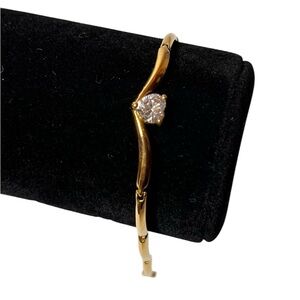 Fifth Avenue Gold tone Bracelet w Austrian Crystal. Nickel and lead free. New.